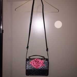 small purse Never used!!